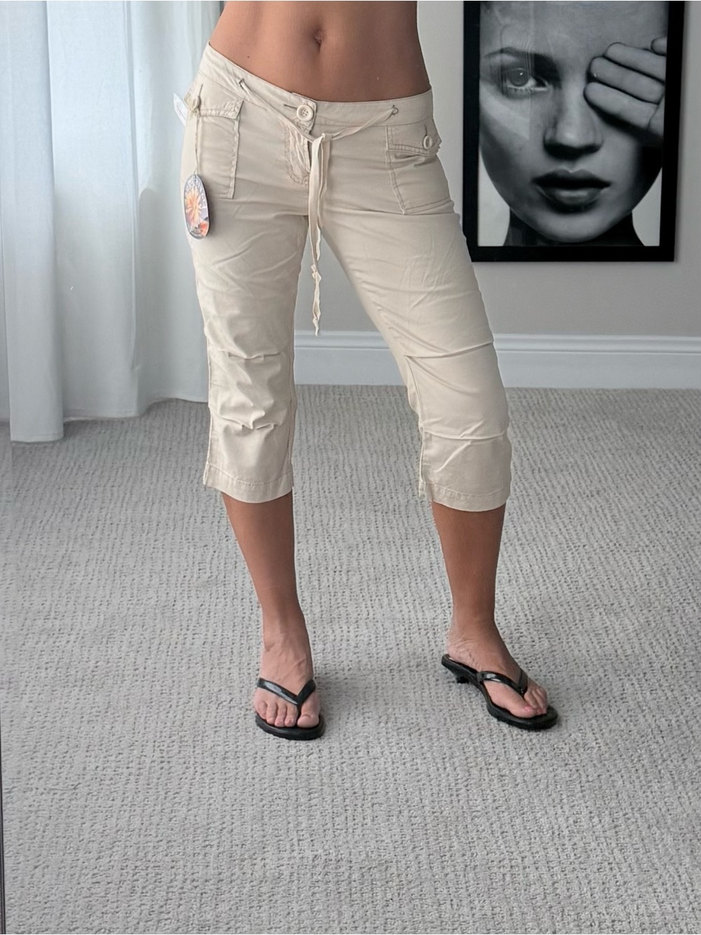 Y2K Paris Blues Light Cream Capri Pants with Drawstring